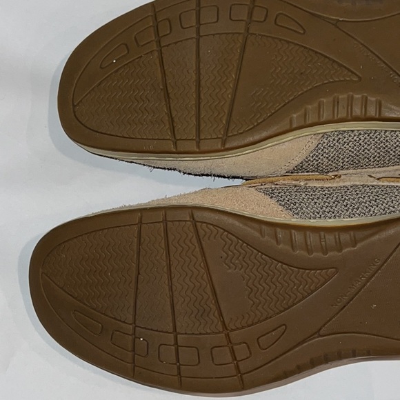 Sperry Topsider CH196 Womens Gold Accents Tan Boat Shoes GOLD LACES Size 7M - Picture 10 of 10